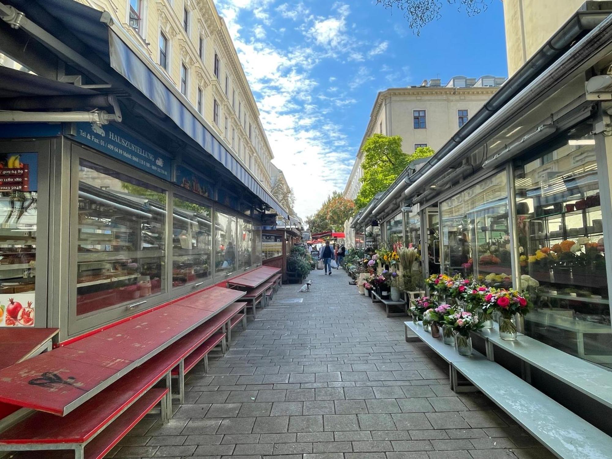 Premium Apartment Located At The Famous Vienna Kutschkermarkt ภายนอก รูปภาพ